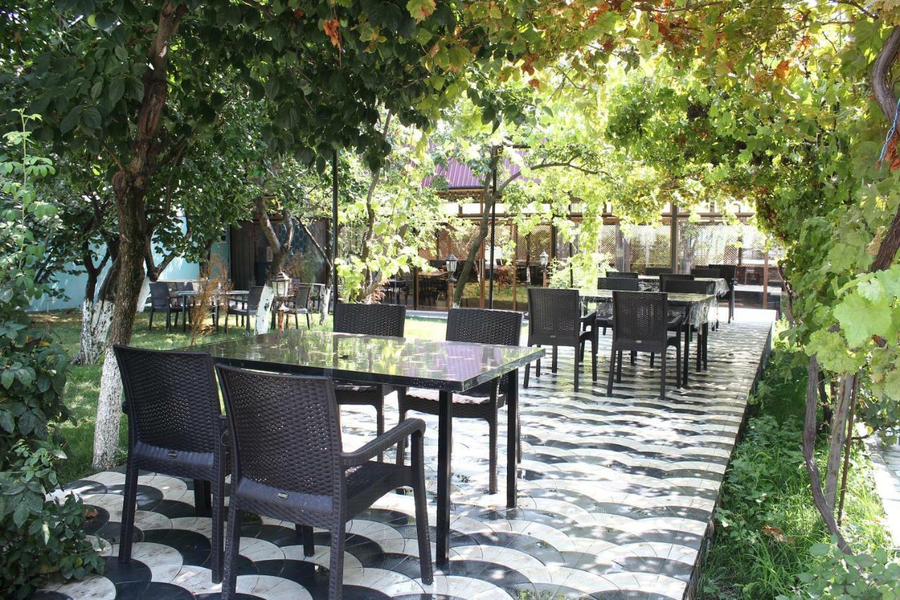 Firuze Hotel & Restaurant Sheki Exterior photo